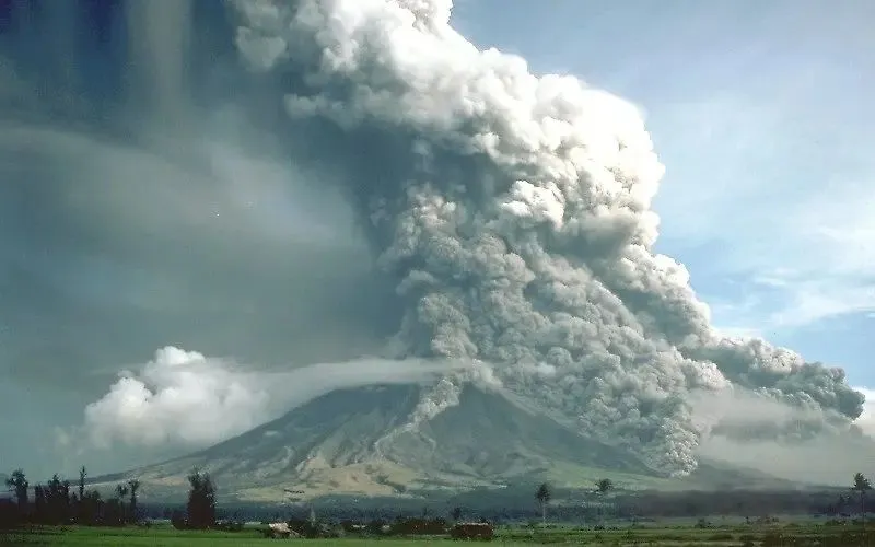 Pyroclastic flows at Mayon Volcano 1